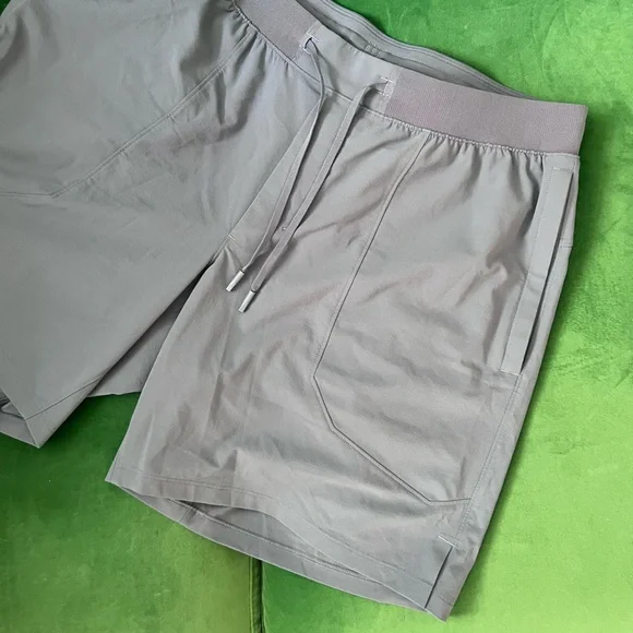 lululemon License To Train short - Picture 5 of 14